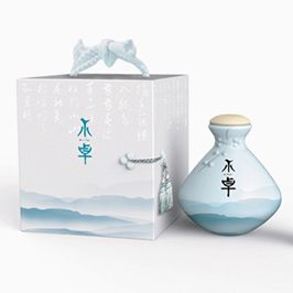 小卓酒瓶型包裝設(shè)計(jì)